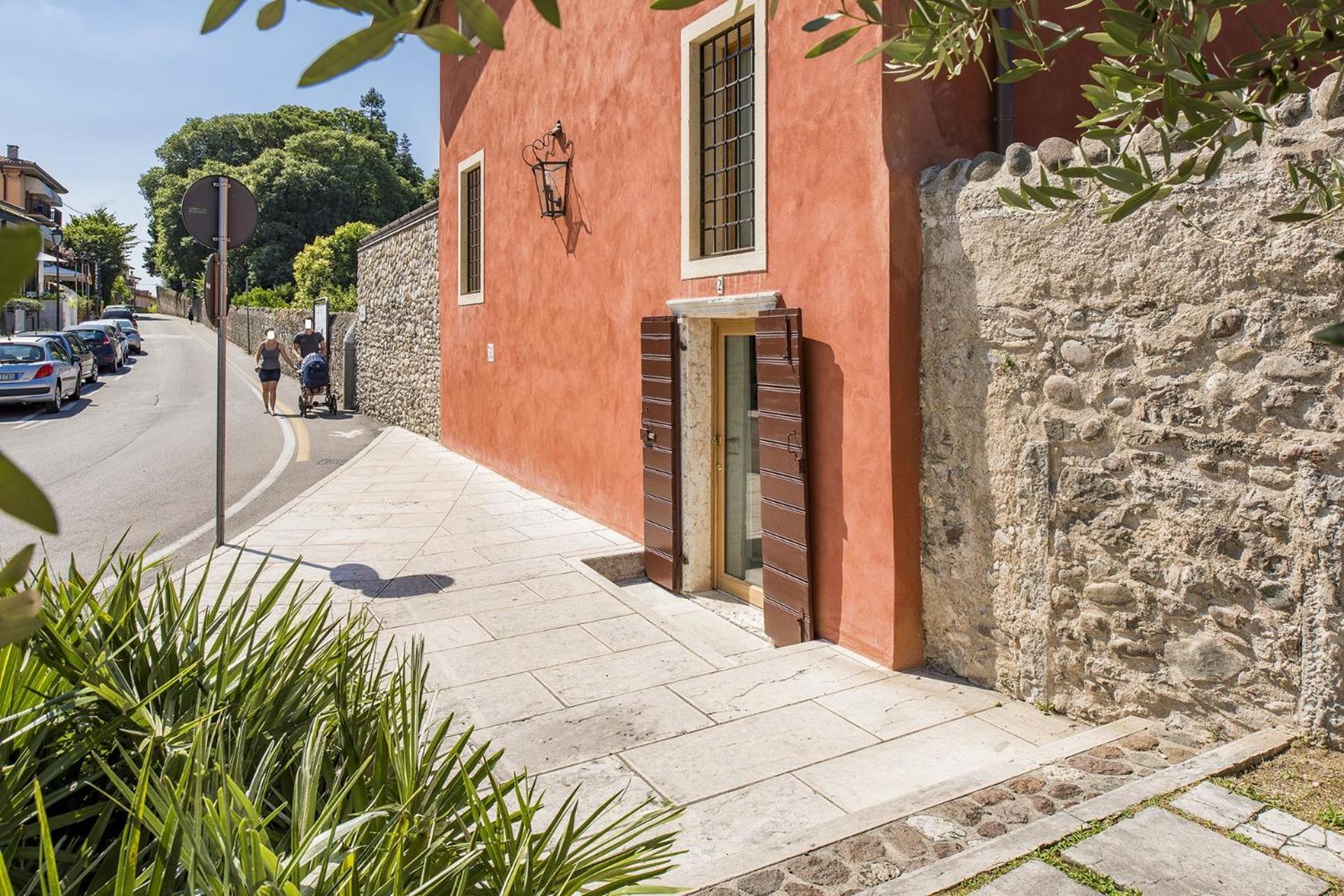 Rambaldi Apartments In Casa Nr 3 Bardolino Exterior photo